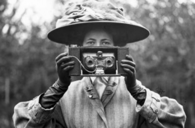 В «Искусстве Слобожанщины» пройдет лекция «Женщина у истоков фотографии»