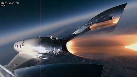 Космоплан VSS Unity совершил первый полет с пассажиром на борту
