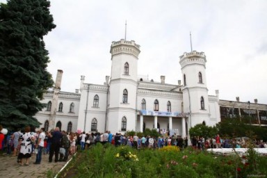 В 2018 году дворцово-парковый комплекс в Шаровке подготовят к реставрации