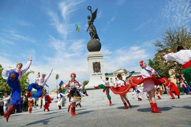 День Государственного флага в Харькове отметят флэшмобом