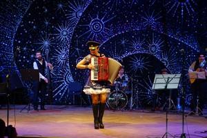 Шоу-концерт солистки Винницкой филармонии, эффектной девушки и Единственной в Украине «Танцующей Акк